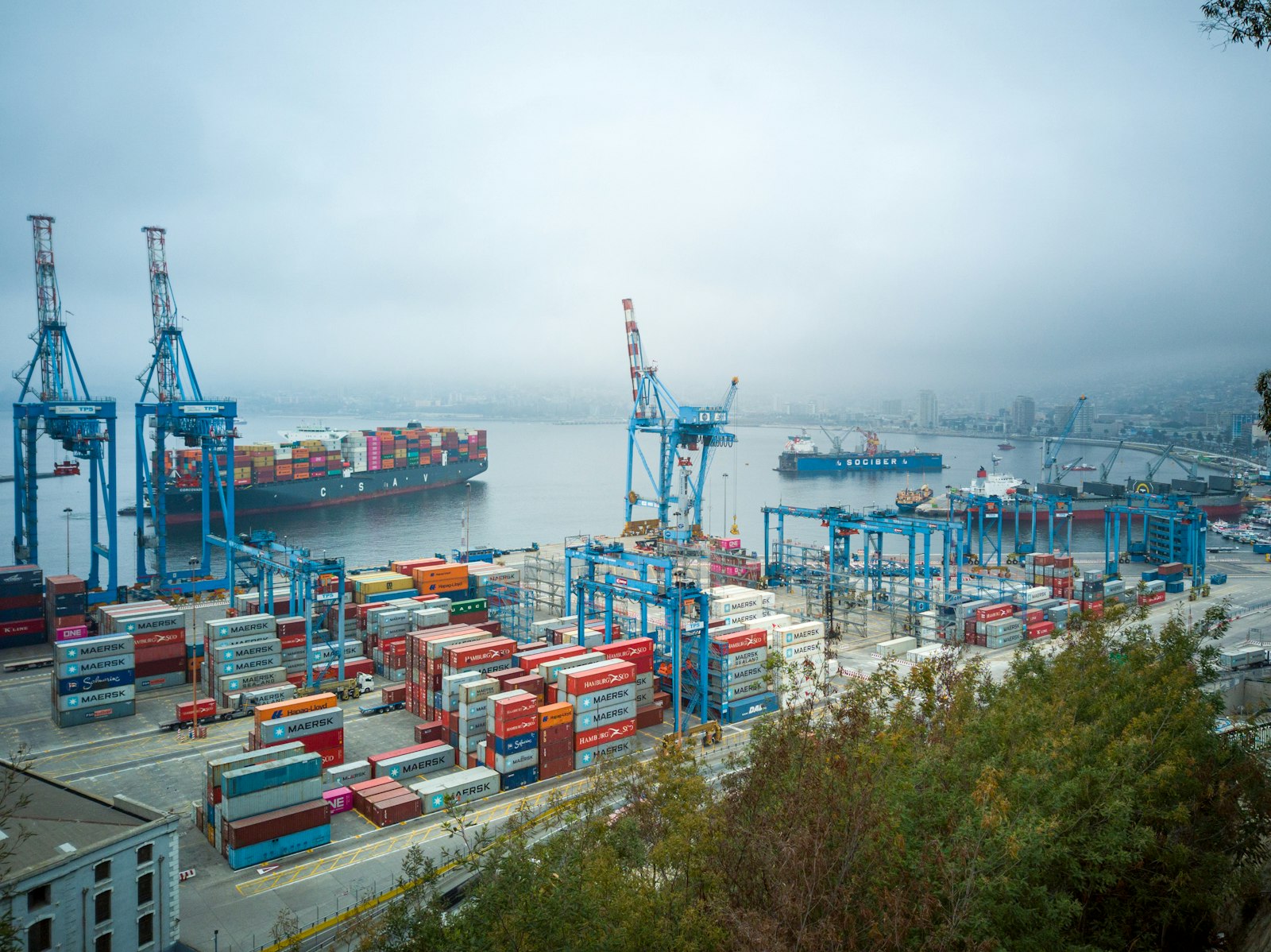 Cargo vessel attended by Atlas Marine at an Ecuadorian port
